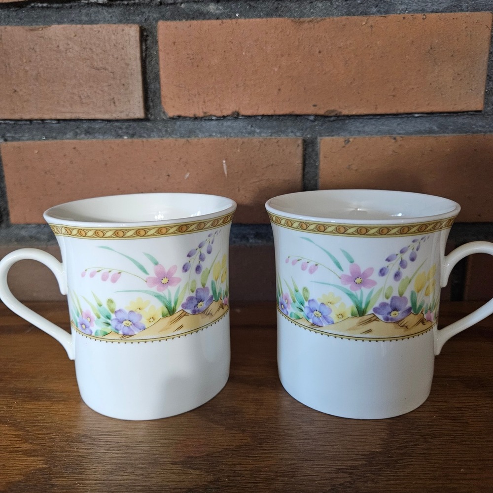 Vintage Mikasa Bone China Mugs Blenheim Palace A7710 Set of 2